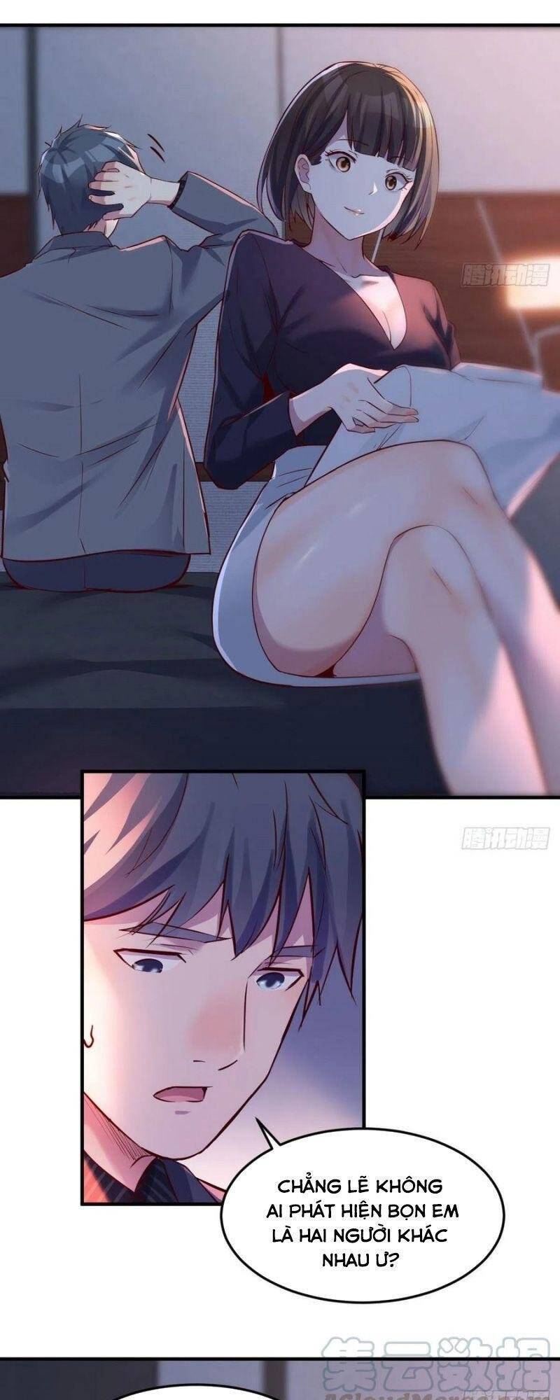 Trong Nhà Có 2 Bạn Gái Song Sinh chapter 73 - Trang 13